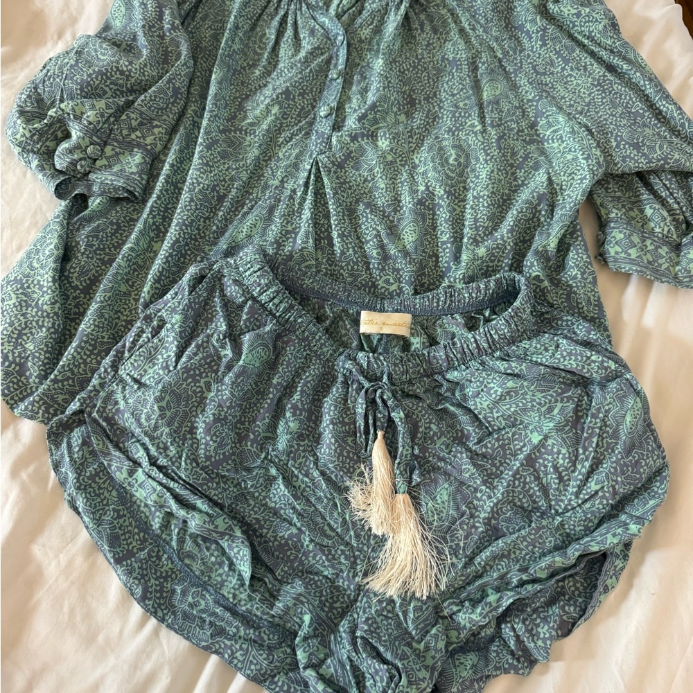 Green Patterned Two-Piece Set